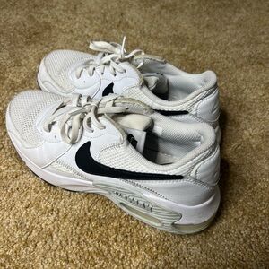 Women size 8.5 Nike air max